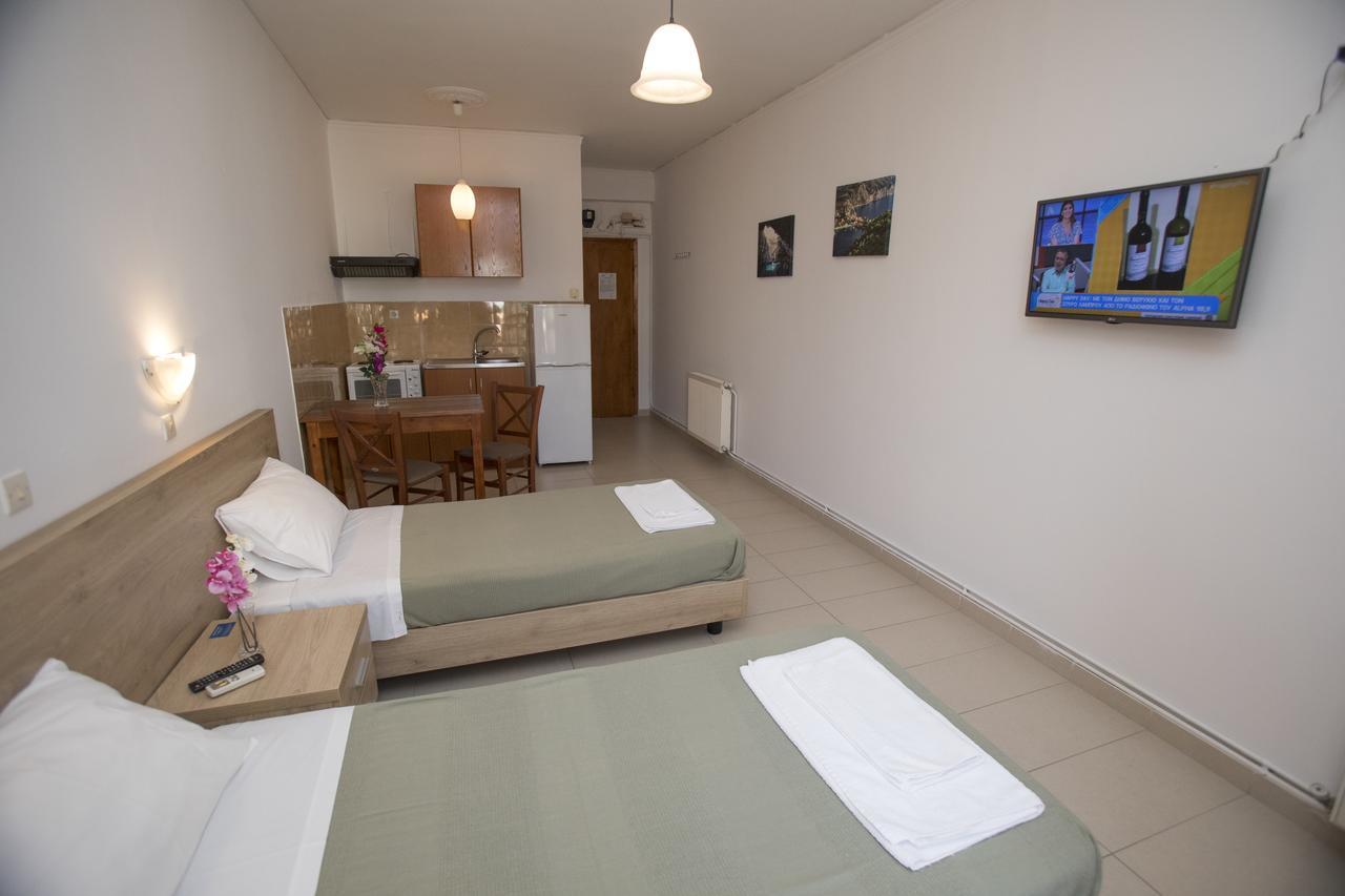 Papadatos Studios Argostoli  Exteriör bild